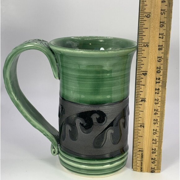 Studio Art Pottery Mug Green & Black Signed Deb Vereschagin Sask. Canada - Picture 8 of 8